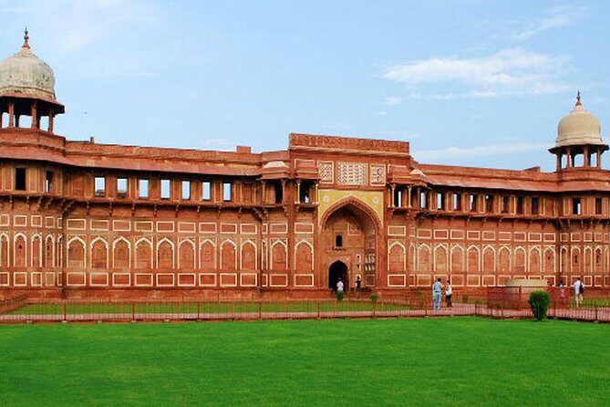 01 Day Agra Tour With Taj Mahal and Agra Fort with Lunch - The Sum Up