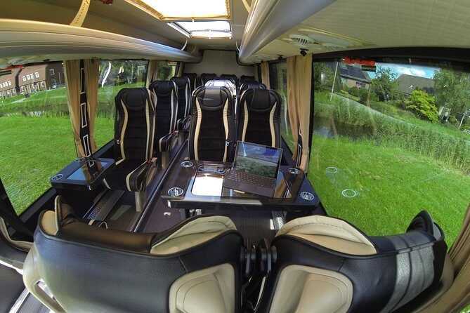 1-15 persons Taxi or Bus Transfer Airport Amsterdam to Amsterdam - The Details of Your Airport to Amsterdam Transfer