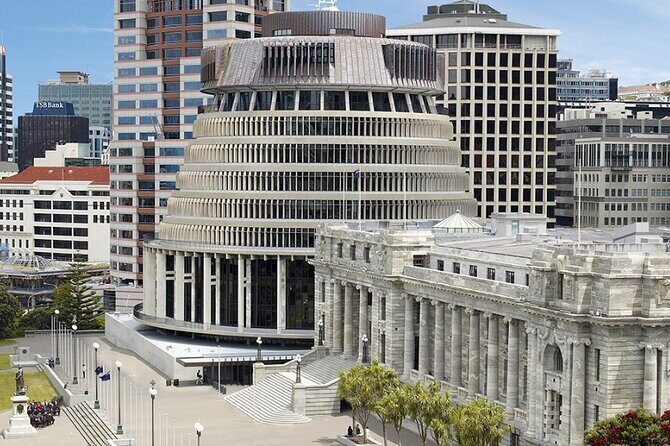 1/2 Day Guided Wellington Tour incl. Cable Car (Vans not buses) - The Sum Up