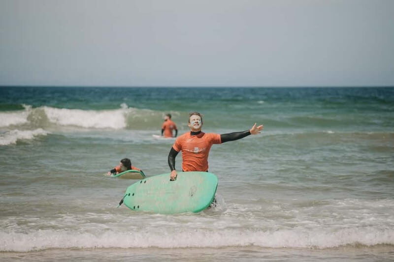 1/2 DAY Surf Rental in Caparica - Frequently Asked Questions