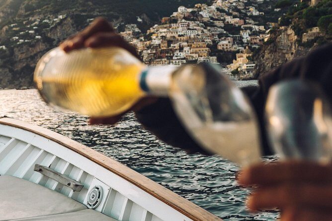 1.5-Hour Amalfi Sunset Cruise  Private Tour with Prosecco - An In-Depth Look at the Amalfi Sunset Cruise Experience