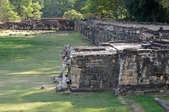 1-Day Angkor Wat Sunrise & All Interesting Temples Private Tour - Authentic Experiences and Tips