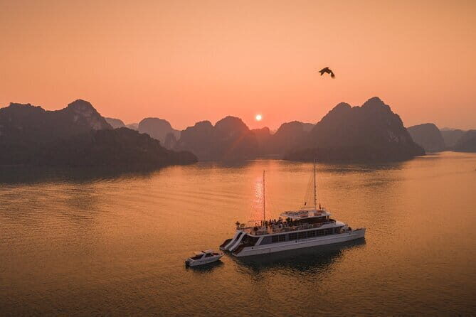 1 Day Boat Tour Lan Ha Bay & Viet Hai Ancient Village from Cat Ba - FAQs