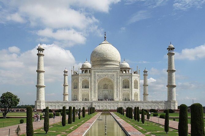 1 Day Delhi and 1 Day Agra Tour From Delhi with Taj Mahal Sunrise - With Hotels - What Makes This Tour Stand Out?