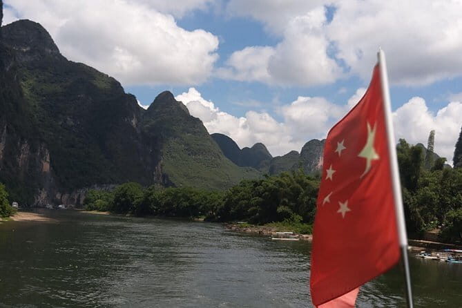 1-day Guilin classical LiRiver tour & Cycling in rural villege. - The Journey Begins: From Guilin to the Li River