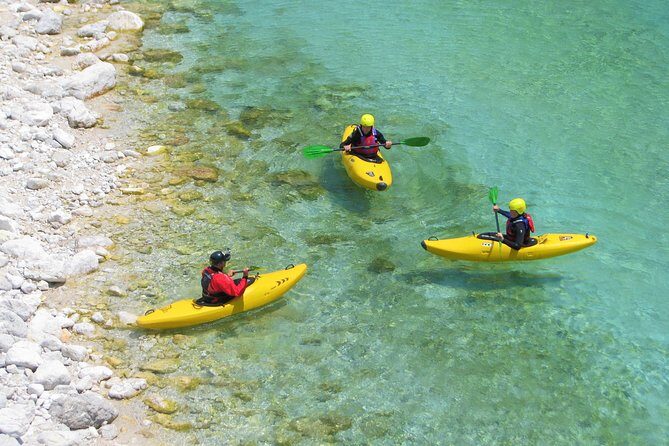 1 day KAYAK COURSE on Soa river, for beginners - The Equipment and Safety