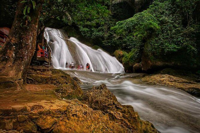 1 Day Makassar Natural Attraction Tour : Bantimurung Maros to Leang Leang - Is This Tour Worth It?