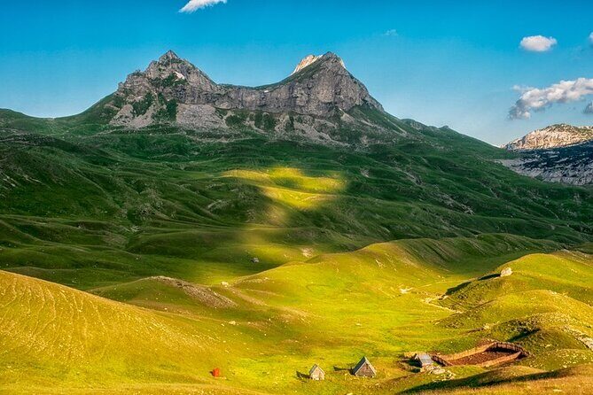 1-Day Montenegro Hiking Tour to Durmitor National Park - Experience a Montenegro Hiking Adventure in Durmitor National Park
