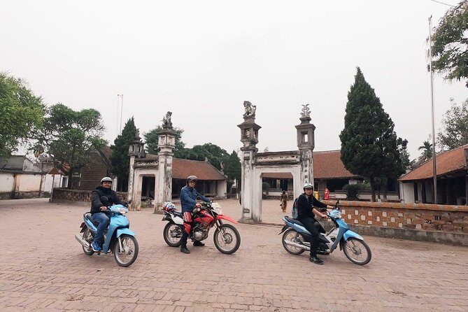 1 day motorbike Ba Vi National Park, Duong Lam ancient village - Key Points