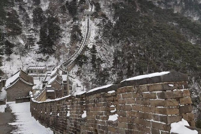 1-Day Mutianyu Great Wall and Beijing Airport Drop off Tour - Key Points