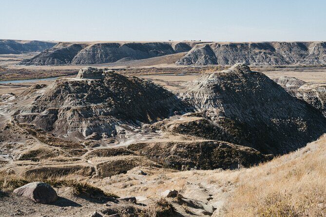 1 Day of Drumheller Dinosaurs and Badlands in Private Custom Tour - FAQ