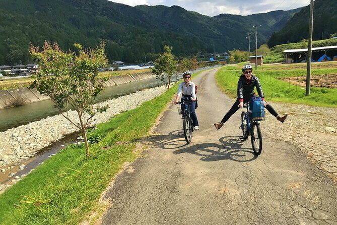 1-Day Private Rural E-Bike Tour in Hida - The Experience in Detail