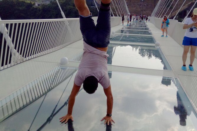 1-Day Private Tour to Grand Canyon Glass Bridge & Baofeng Lake - Baofeng Lake: Serenity and Cultural Charm