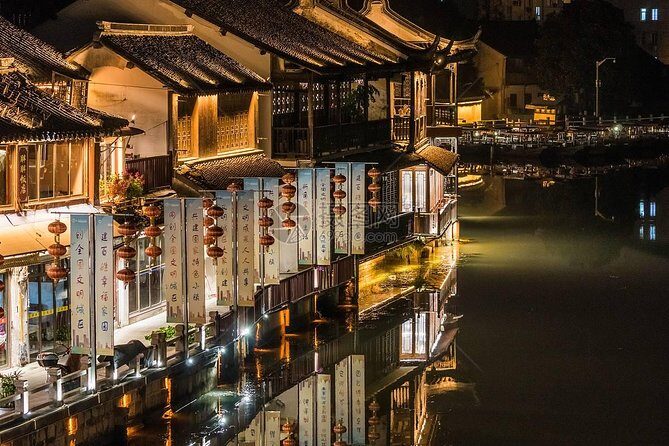 1-Day Private Tour to Shanghai Zhujiajiao Water Town,Nanjing Road and the Bund - Exploring the Itinerary in Depth