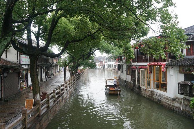 1-Day Private Tour to Shanghai Zhujiajiao Water Town,Nanjing Road and the Bund - FAQ