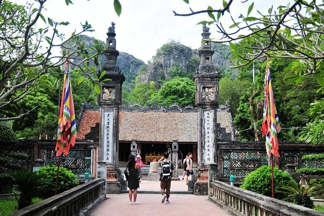 1-day Thung Nham Bird Watching and Hoa Lu ancient town - Who Will Love This Tour?
