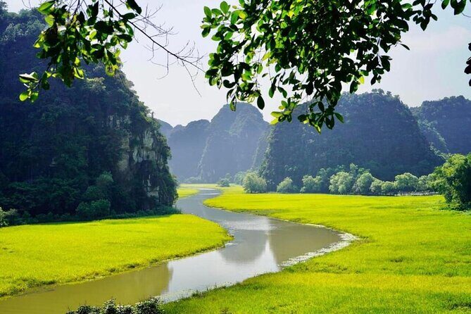 1-Day Trip to Hoa Lu - Tam Coc & Mua Cave by Limousine From Hanoi - FAQ