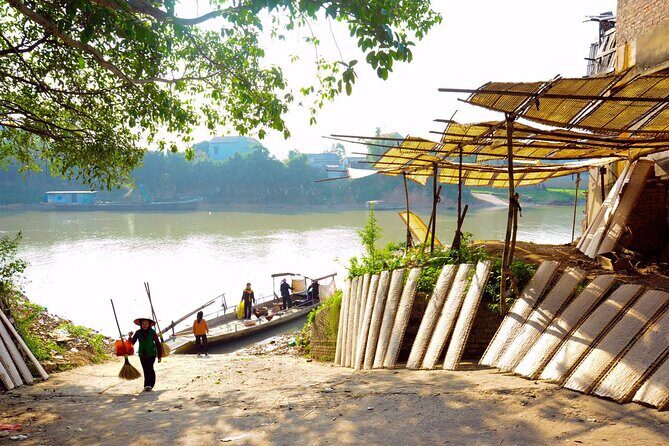 1-day Visiting Tho Ha and Dong Ky Traditional Village from Hanoi - Analyzing the Value