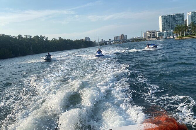 1-Hour Jet ski Ride in Miami, Florida - Whats Included and Whats Not