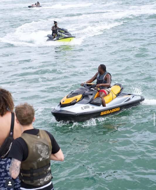 1 Hour Jetski + 30 Minutes Free Boat Ride - Key Points