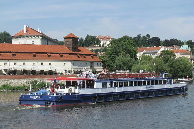 1 hour Prague Panoramic Vltava River sightseeing Cruise - FAQ