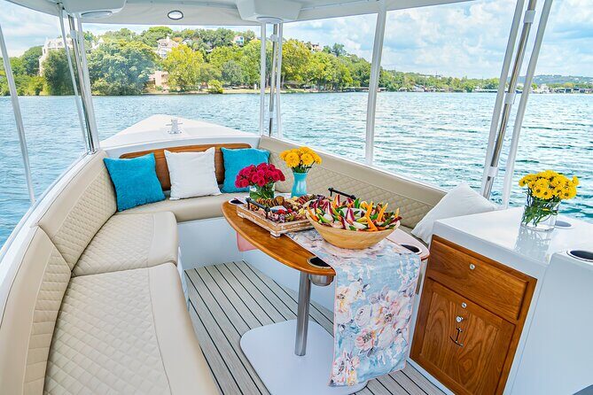 1 Hour Private Electric Duffy Cruise on Lake Austin - What to Expect During Your Cruise