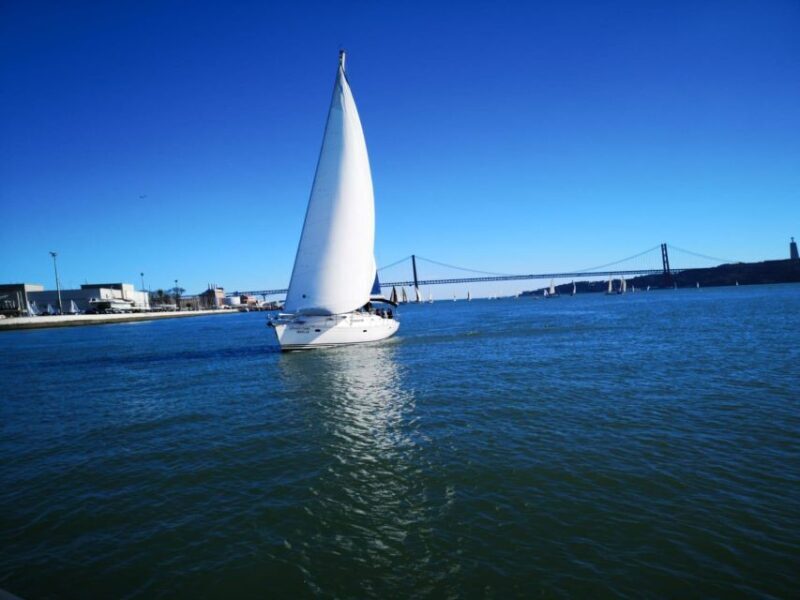 1 Hour Private - Lisbon: Sailing Tour With Wine and History - Discover Lisbon from the Water: A 1-Hour Private Sailing Tour with Wine and History
