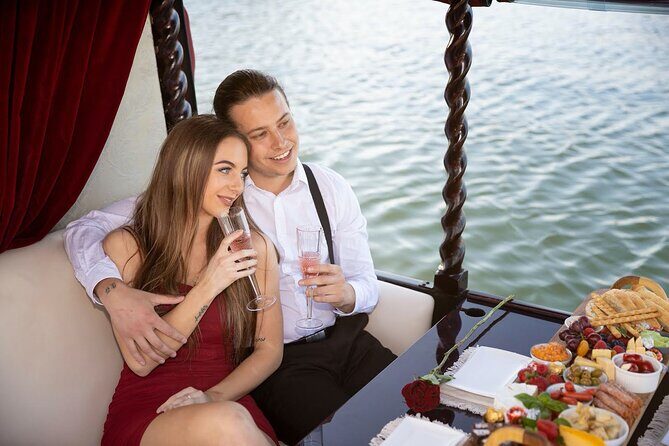 1 Hour Private Romantic Gondola Cruises in Banksia Beach - Key Points