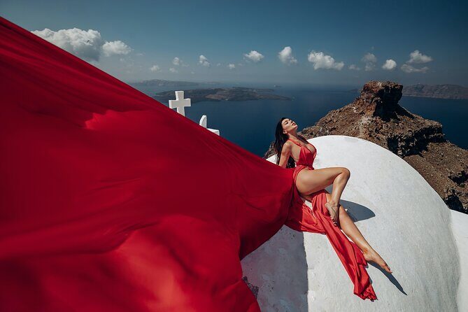 1-Hour Private Santorini Flying Dress Photoshoot - The Experience in Detail