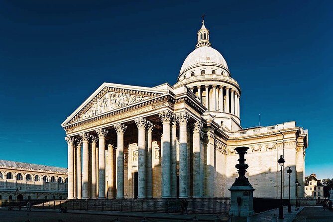 #1 Paris Latin Quarter | 100% Satisfaction Guaranteed | 12ppl Max - Practical Details and Value