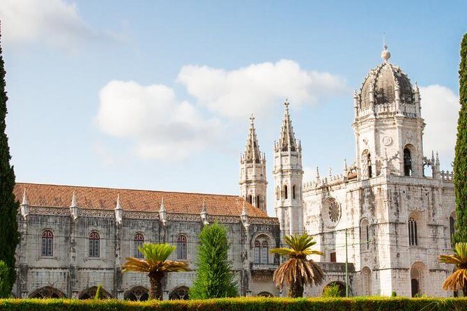 1 to 8 person private tour of Lisbon & Belém & Jerónimos - Is this Tour Right for You?