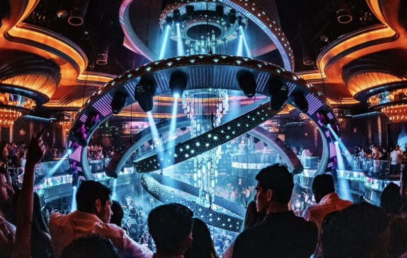 #1 Vegas Club Crawl with Party Bus, Free Drinks & VIP Entry - An Inside Look at the Vegas Club Crawl Experience