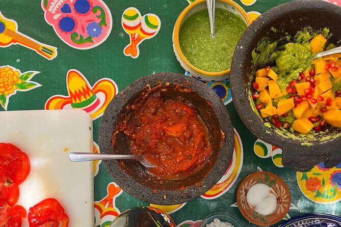 10 Mexican salsas, enjoy cooking and tasting them in Oaxaca - Who Will Love This Tour?