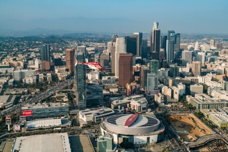 10-Minute Hollywood Sign Helicopter Tour - Views Beyond Hollywood: Universal Studios and Beverly Hills