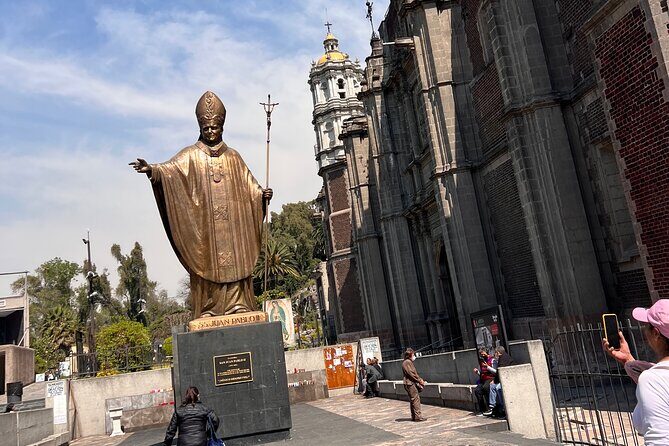 100% private tour in Guadalupe's Basilica with transport - FAQ