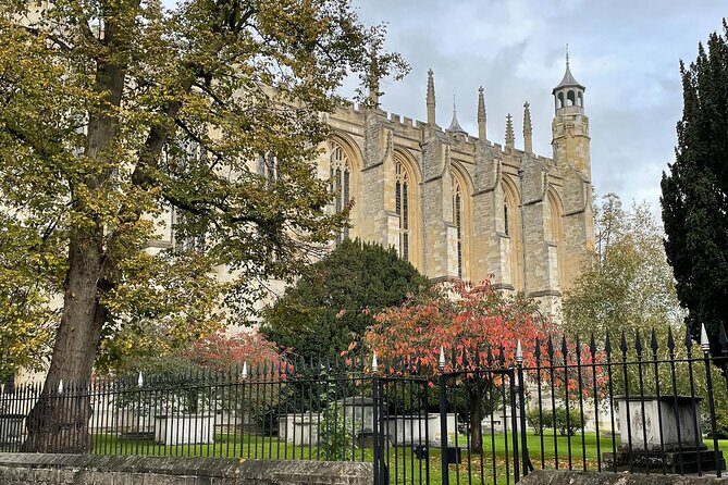 1,000 Years of Royal History from Windsor to Eton: A Self-Guided Audio Tour - Who It’s Best For