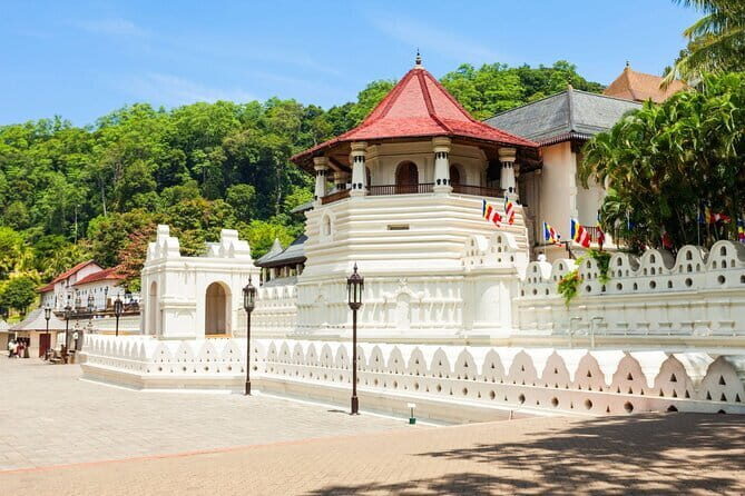 14 Days/ 13 Nights -Sri Lanka Tour on Culture, Wildlife & Beaches - Key Points