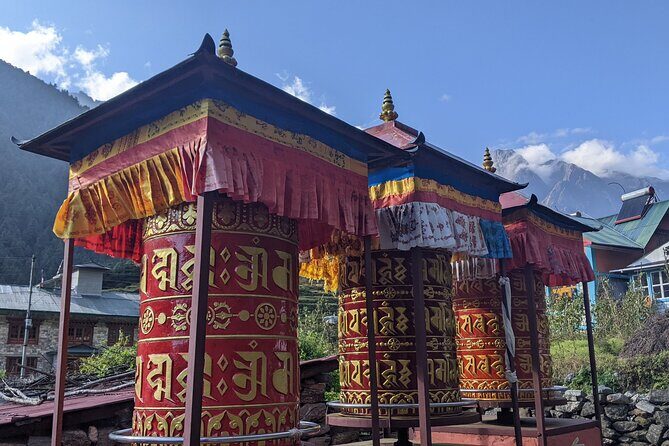 15 Days Classical Everest Base Camp Trek - Day 8-9: Approaching Everest & the Glaciers