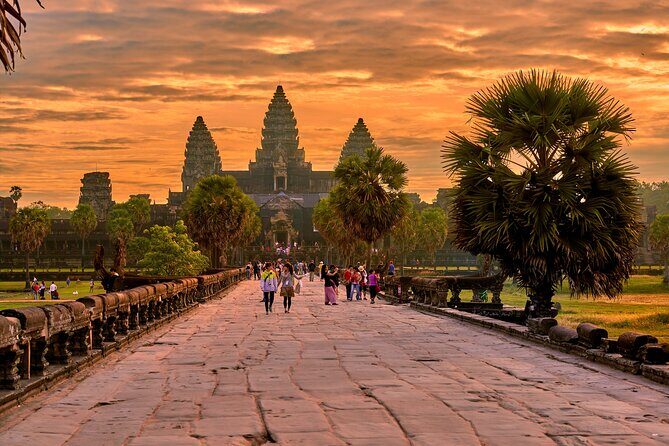 15 days Indochina Tour from Vietnam - Thailand: Bangkok’s Buzz and Cultural Gems