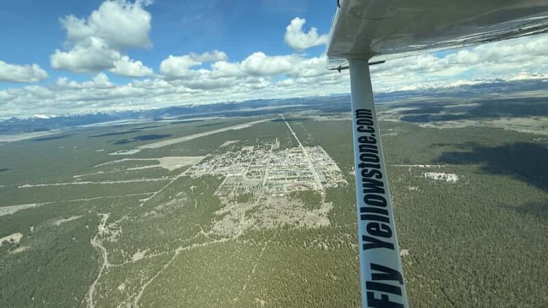 15-Minute Yellowstone Scenic Flight from West Yellowstone - Key Points