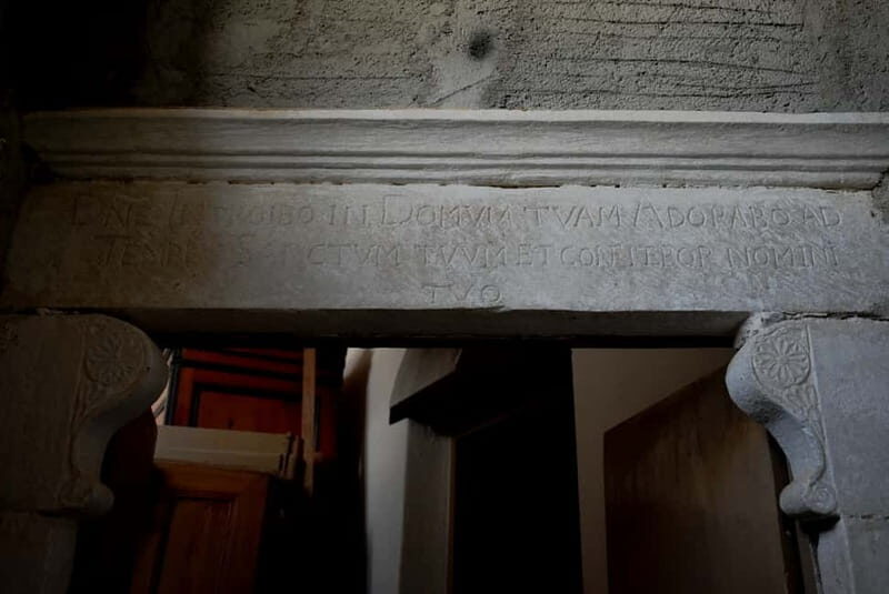 15th Century Mansion tour - Wine Bottle and Plateu Sunset! - Key Points