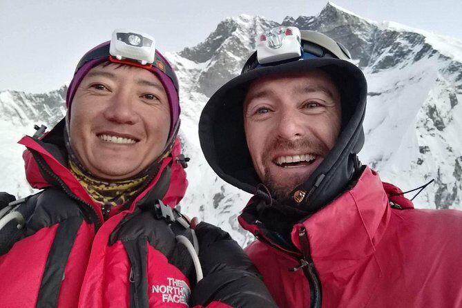 16 Days Island Peak Climbing With Everest Base Camp Private Trip - The Journey Begins: From Kathmandu to Lukla