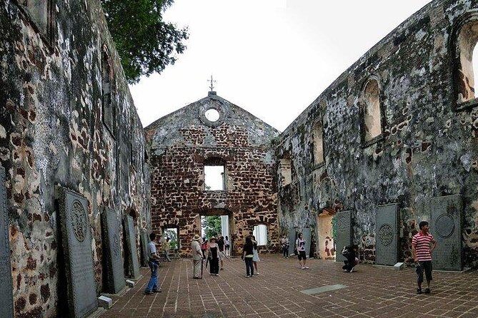 #16Hrs Malacca UNESCO Ultimate Tour from Singapore w' Tour Guide - The Transport & Group Experience