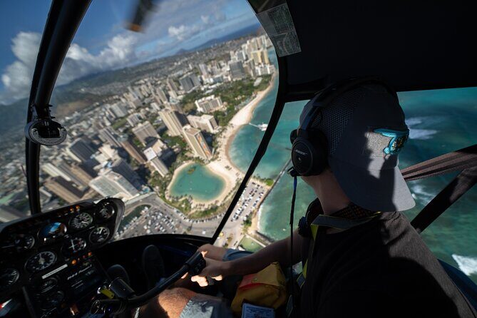 18 Minutes PRIVATE Helicopter Tour in Honolulu - Key Points