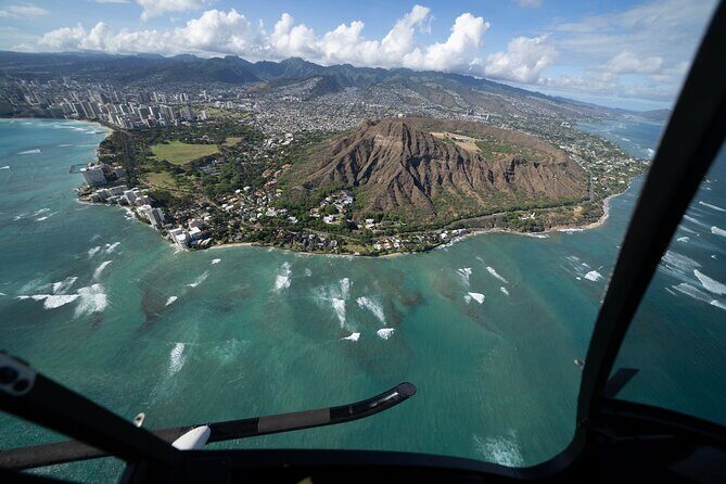 18 Minutes PRIVATE Helicopter Tour in Honolulu - An Insider’s Look at the 18-Minute Helicopter Tour