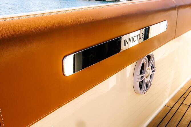 1H Luxury Cruise Como Lake Tender Yacht Invictus 9 Pax - Who Is This Tour Best For?