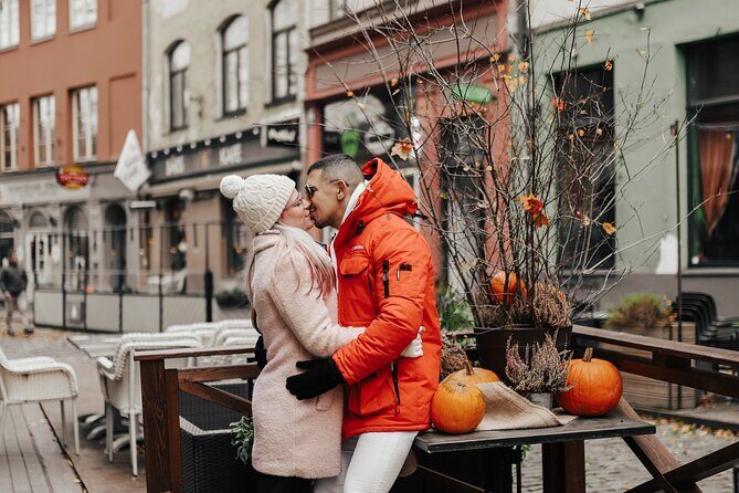 1H Private Photoshoot in Old Town of Riga - A Deep Dive into the Riga Old Town Photoshoot Experience