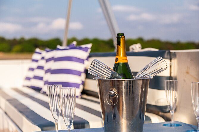 1h-Relaxing day or sunset cruise in Montreal - Who Should Consider This Cruise?