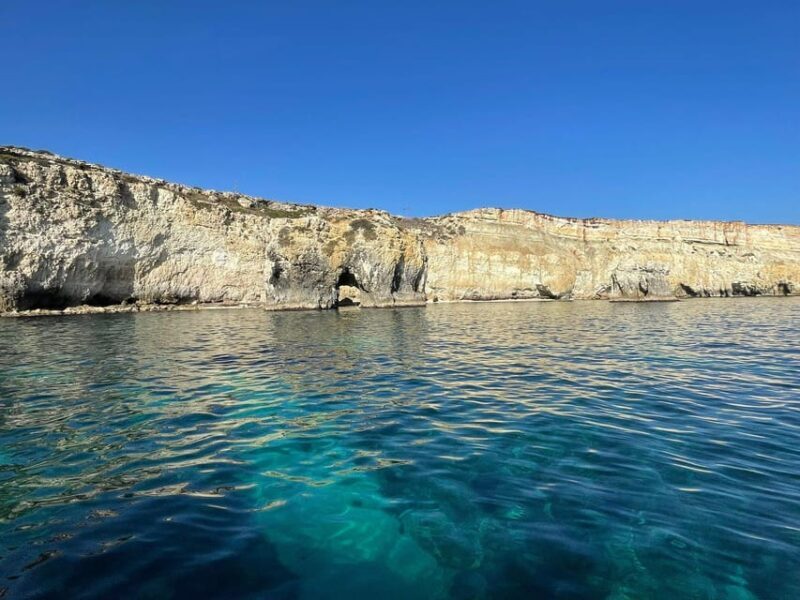 2.5-HOUR BOAT TOUR ORTIGIA+SEA CAVES+PILLIRINA+FRUIT DRINK - What Really Makes This Tour Stand Out