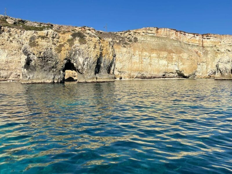 2.5-HOUR BOAT TOUR ORTIGIA+SEA CAVES+PILLIRINA+FRUIT DRINK - FAQ
